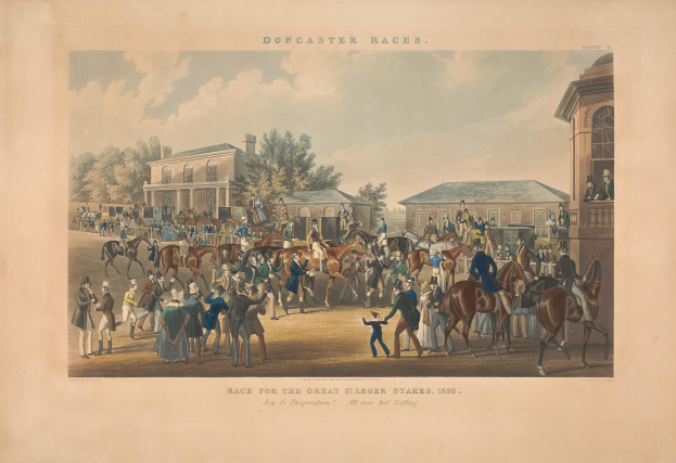 Gruppe von Menschen auf Pferden vor einem Gebäude mit Bäumen und Wolken im Hintergrund und Text "Doncaster Races, Race for the Great Stakes, 1839" unten.