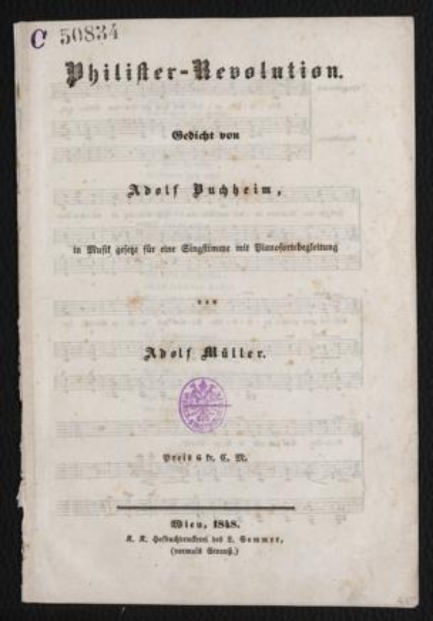 Ein altes Buch mit dem Titel "Philifer-Revolution" von Adolf Müller aus dem Jahr 1818 mit einem violetten Stempel auf dem Cover, das Text auf vergilbten Papier gegen einen schwarzen Hintergrund zeigt.